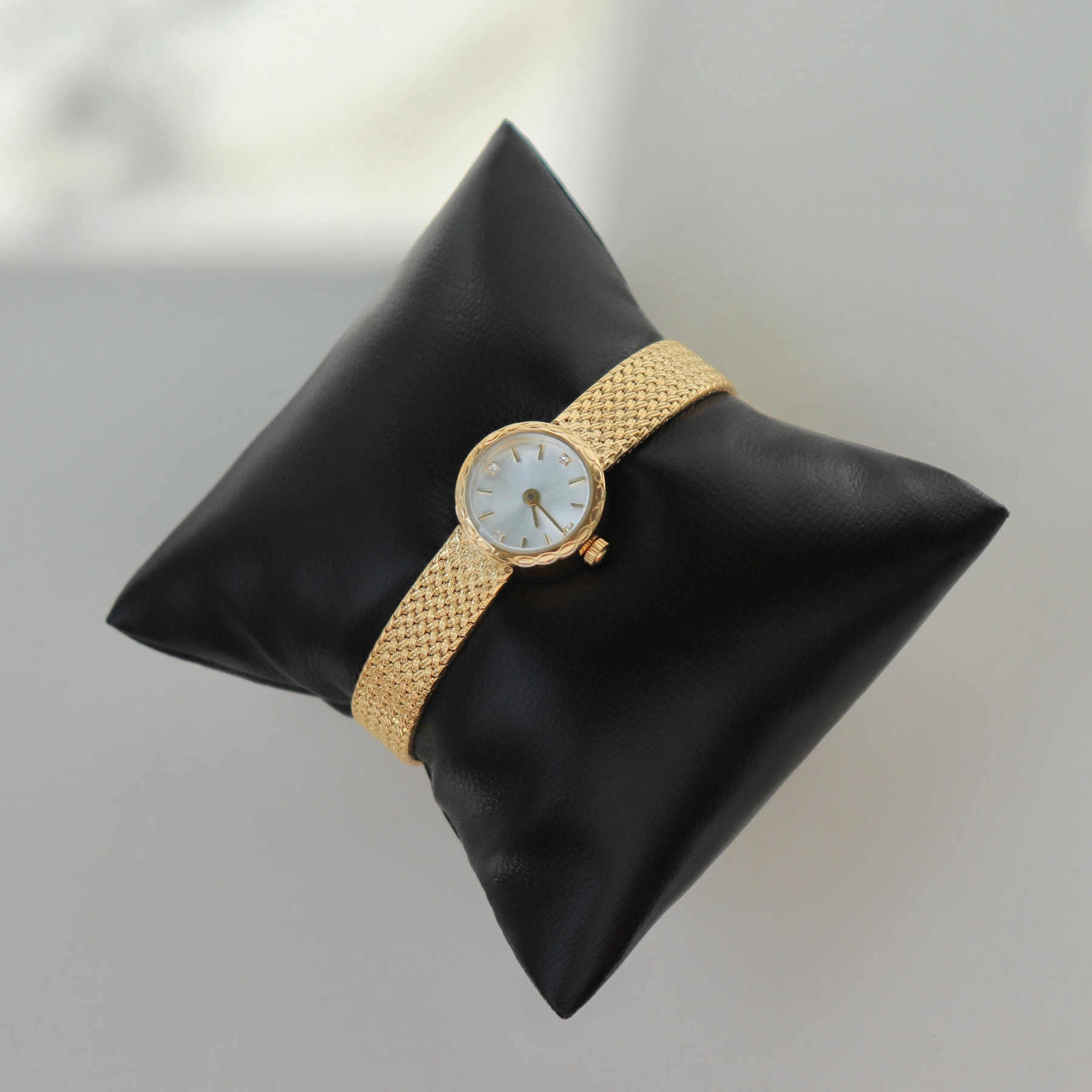 Queen® Aria